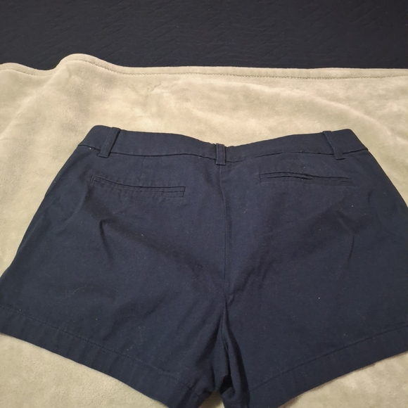 J. Crew Blue Bermuda Shorts Classic Tailored Design - Picture 3 of 4